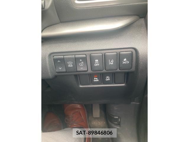 Mitsubishi ECLIPSE CROSS 2019-08 8207359-23
