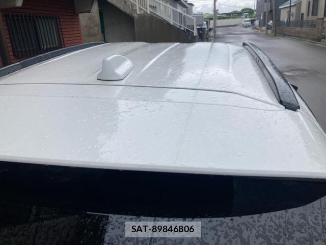 Mitsubishi ECLIPSE CROSS 2019-08 8207359-5