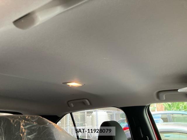 Mitsubishi ECLIPSE CROSS 2018-04 8207360-12