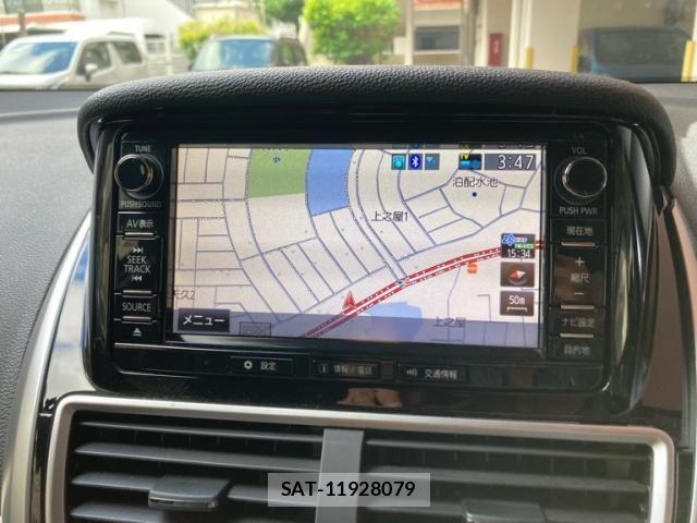 Mitsubishi ECLIPSE CROSS 2018-04 8207360-22