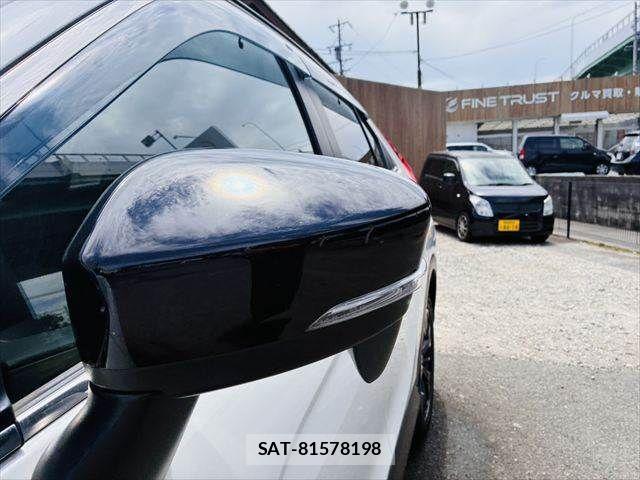 Mitsubishi ECLIPSE CROSS 2019-06 8207362-25