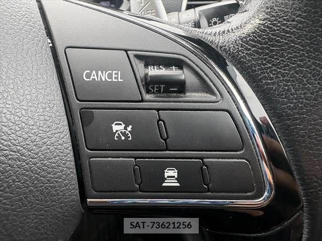 Mitsubishi ECLIPSE CROSS 2019-08 8245114-9