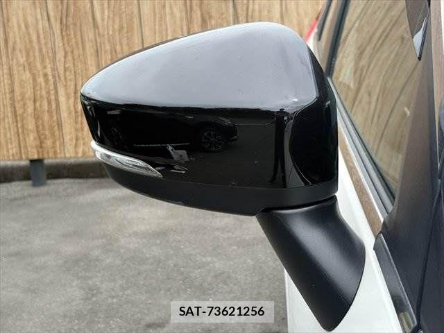 Mitsubishi ECLIPSE CROSS 2019-08 8245114-29