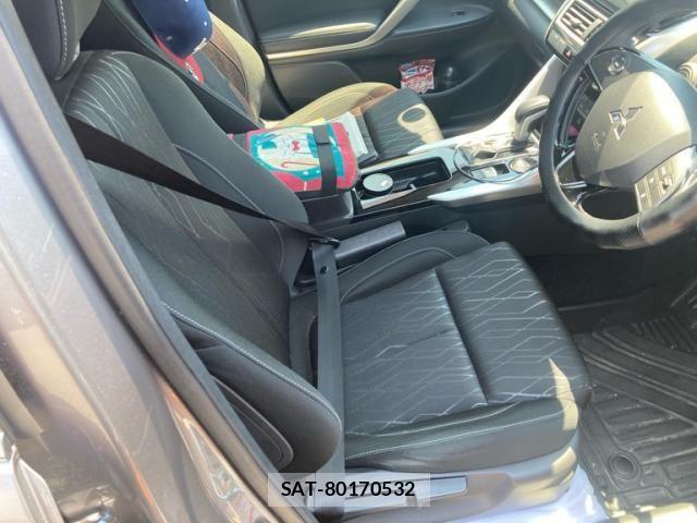 Mitsubishi ECLIPSE CROSS 2018-07 8245111-12