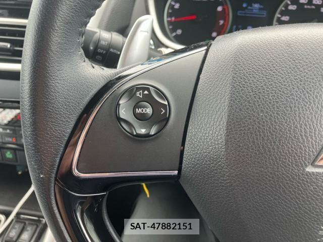 Mitsubishi ECLIPSE CROSS 2020-01 8245112-11