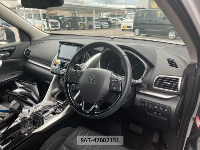 Mitsubishi ECLIPSE CROSS 2020-01 8245112-5