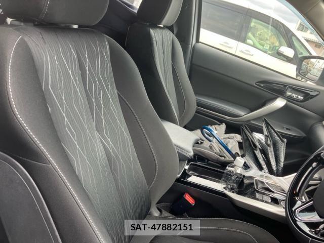 Mitsubishi ECLIPSE CROSS 2020-01 8245112-6