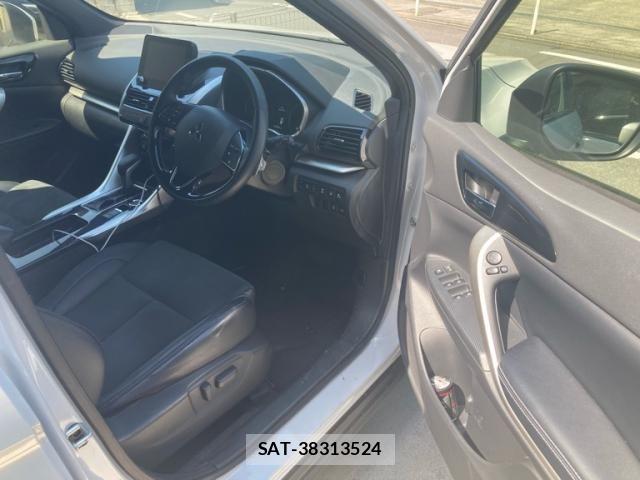 Mitsubishi ECLIPSE CROSS 2022-03 8335651-9