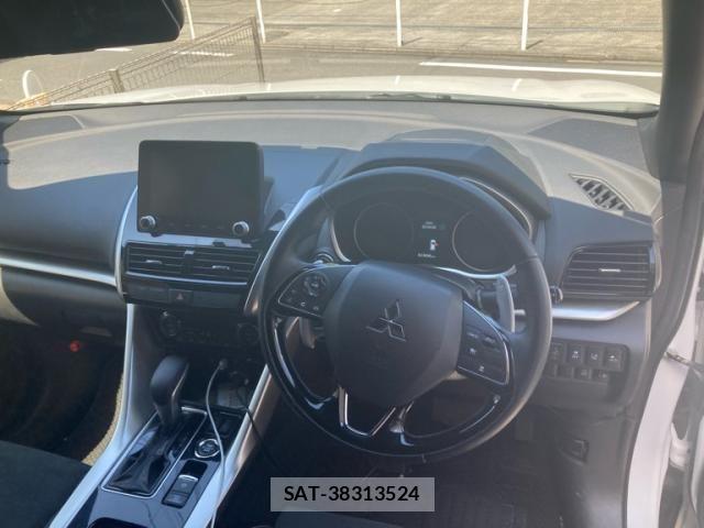 Mitsubishi ECLIPSE CROSS 2022-03 8335651-12