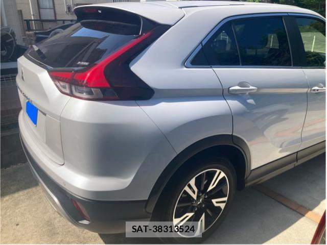 Mitsubishi ECLIPSE CROSS 2022-03 8335651-3