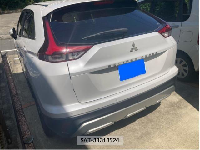 Mitsubishi ECLIPSE CROSS 2022-03 8335651-4