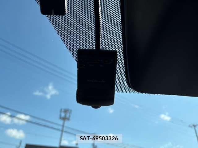 Mitsubishi ECLIPSE CROSS 2019-09 8365675-15