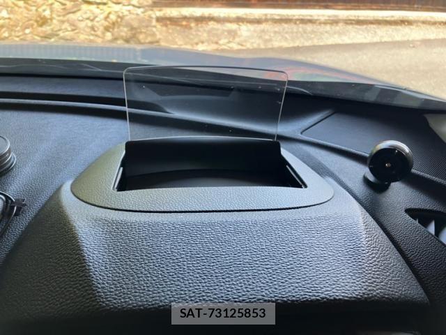 Mitsubishi ECLIPSE CROSS 2020-09 8412136-18