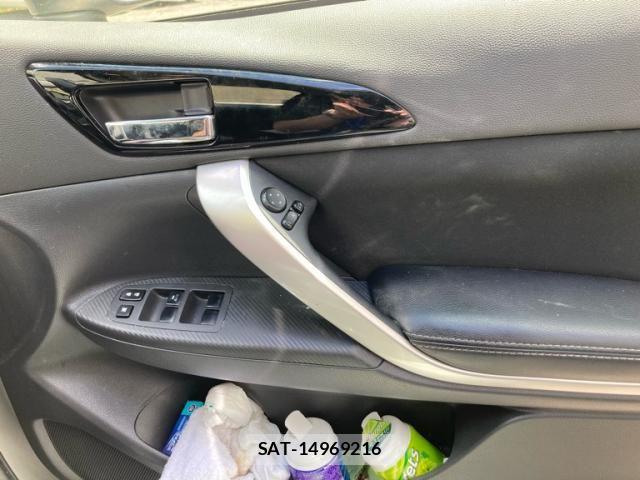 Mitsubishi ECLIPSE CROSS 2018-03 8457395-22