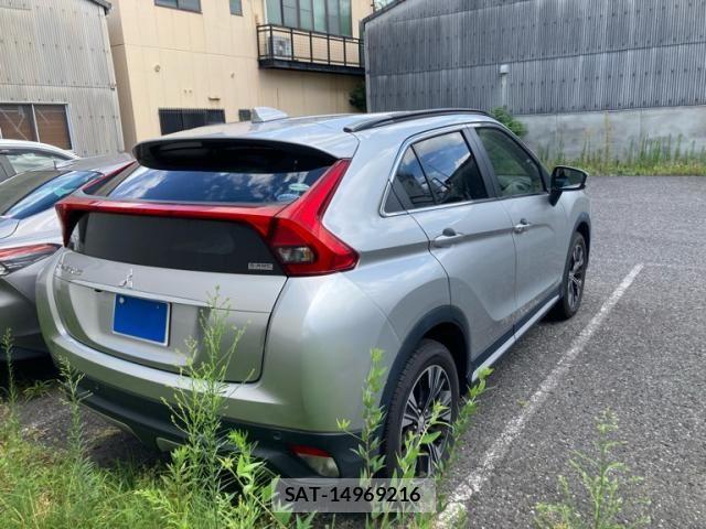 Mitsubishi ECLIPSE CROSS 2018-03 8457395-3