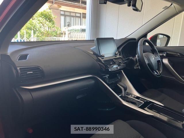 Mitsubishi ECLIPSE CROSS 2024-06 8561756-16