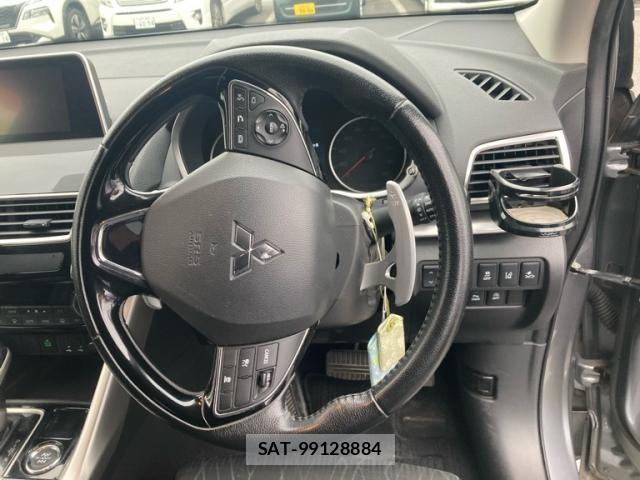 Mitsubishi ECLIPSE CROSS 2018-07 8658873-13
