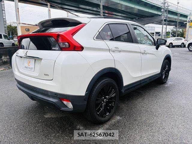 Mitsubishi ECLIPSE CROSS 2019-06 8741809-15