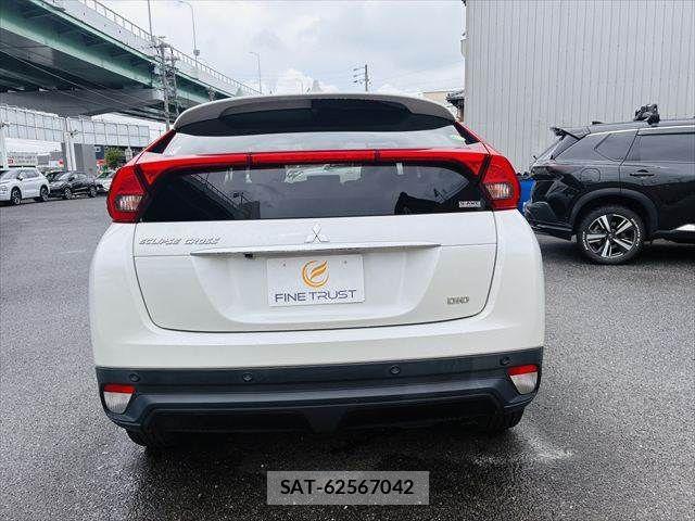 Mitsubishi ECLIPSE CROSS 2019-06 8741809-16