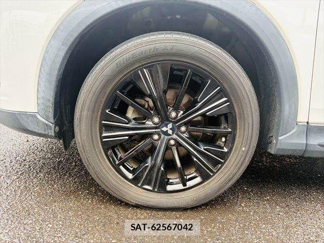 Mitsubishi ECLIPSE CROSS 2019-06 8741809-27