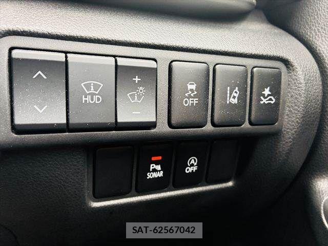Mitsubishi ECLIPSE CROSS 2019-06 8741809-6