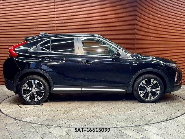 Mitsubishi ECLIPSE CROSS 2020-07 8741808-16