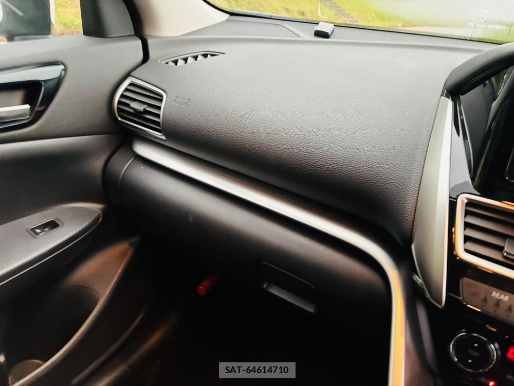Mitsubishi ECLIPSE CROSS 2020-02 8711422-18