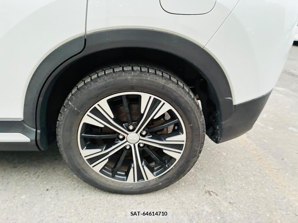 Mitsubishi ECLIPSE CROSS 2020-02 8711422-30