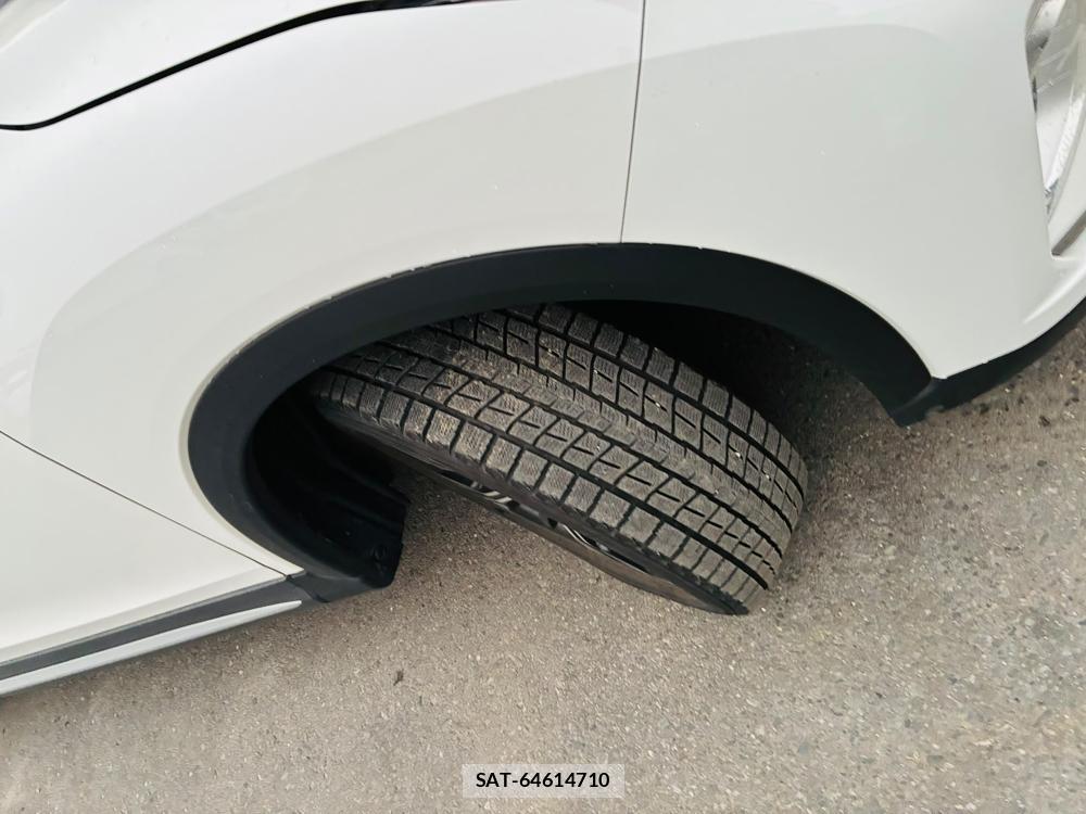 Mitsubishi ECLIPSE CROSS 2020-02 8711422-31