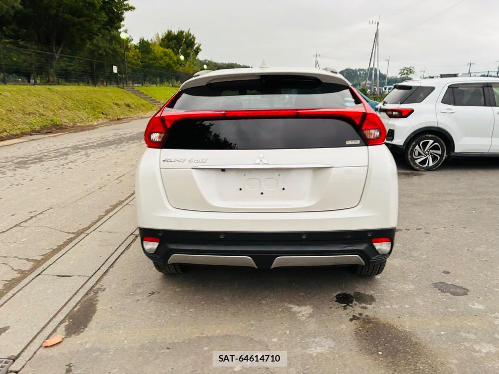 Mitsubishi ECLIPSE CROSS 2020-02 8711422-3