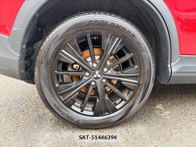 Mitsubishi ECLIPSE CROSS 2019-06 8828829-25