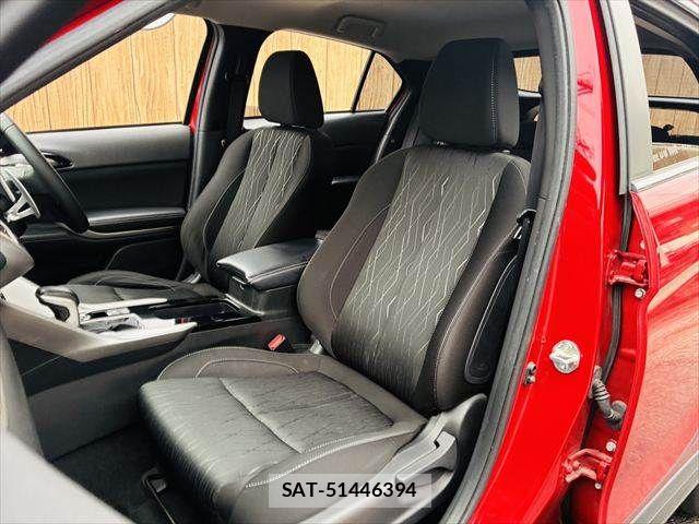 Mitsubishi ECLIPSE CROSS 2019-06 8828829-28
