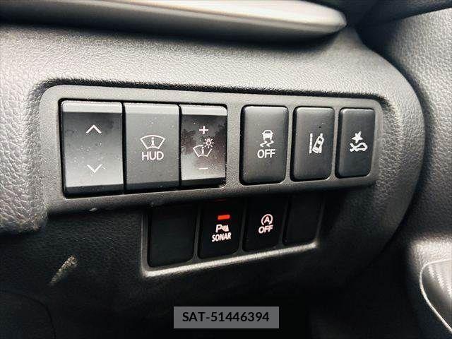 Mitsubishi ECLIPSE CROSS 2019-06 8828829-6
