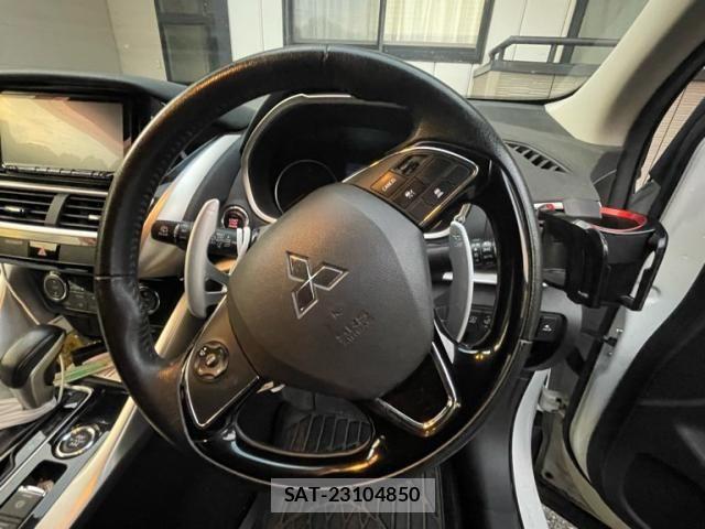 Mitsubishi ECLIPSE CROSS 2018-03 8879579-13