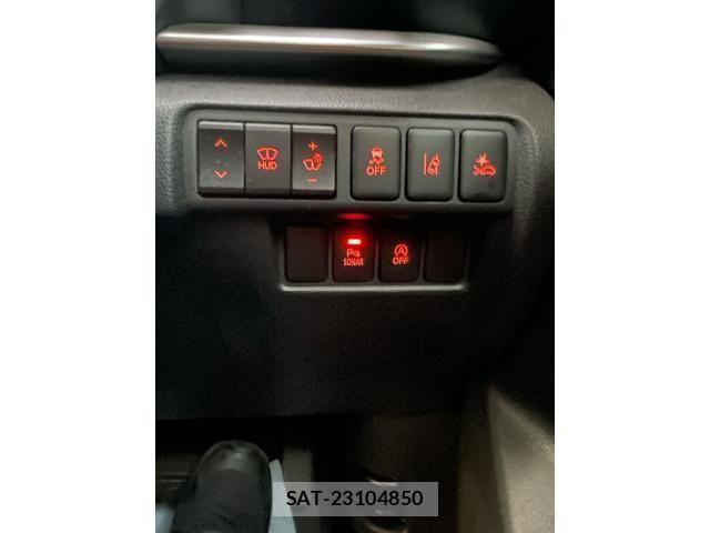 Mitsubishi ECLIPSE CROSS 2018-03 8879579-17