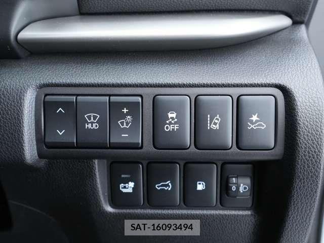 Mitsubishi ECLIPSE CROSS 2023-03 1206223-11