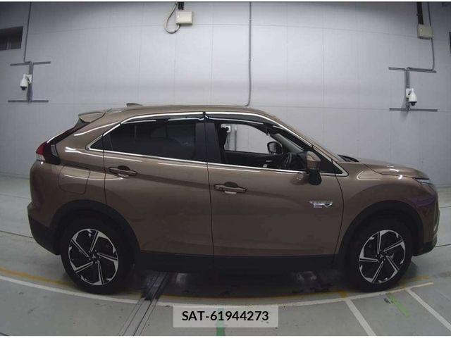 Mitsubishi ECLIPSE CROSS 2022-06 1345779-1