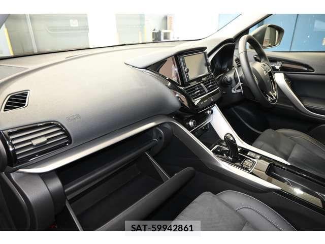 Mitsubishi ECLIPSE CROSS 2022-09 1693166-13