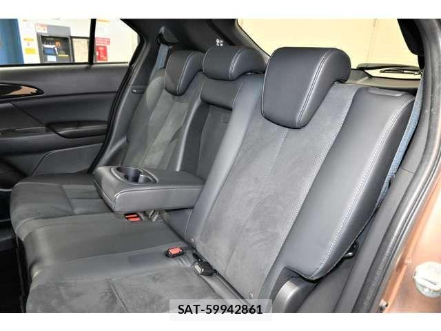Mitsubishi ECLIPSE CROSS 2022-09 1693166-15