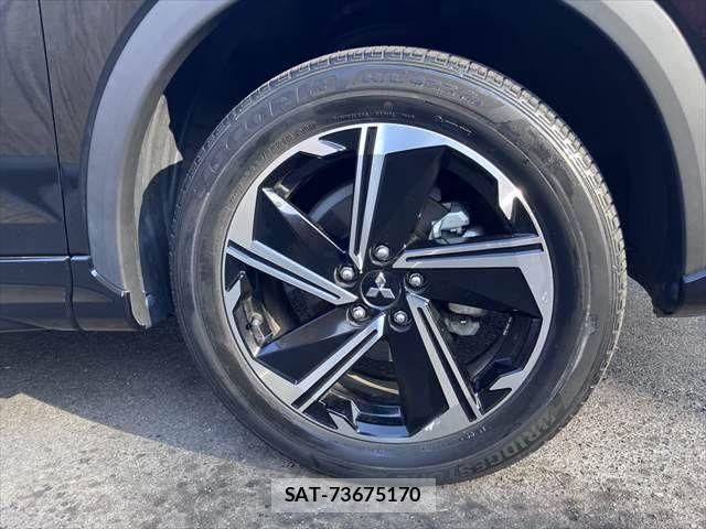 Mitsubishi ECLIPSE CROSS 2020-12 4939192-11