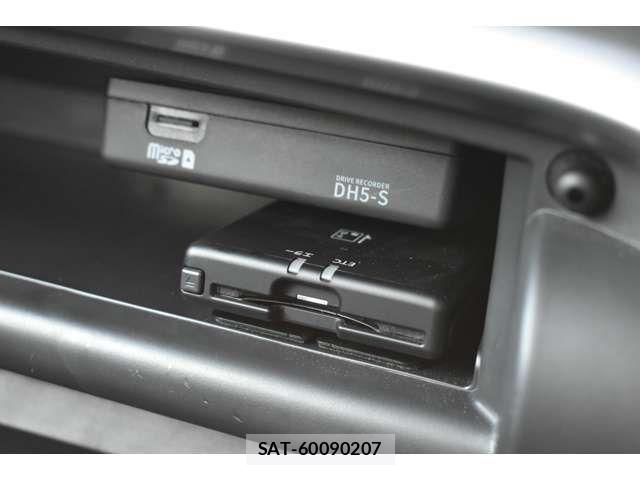 Mitsubishi ECLIPSE CROSS 2024-05 5866973-8