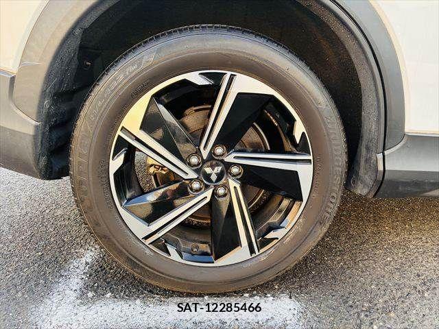 Mitsubishi ECLIPSE CROSS 2021-11 6671199-24