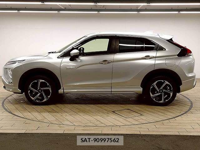 Mitsubishi ECLIPSE CROSS 2021-04 6671197-17