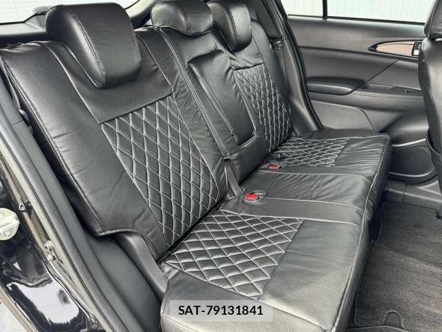 Mitsubishi ECLIPSE CROSS 2021-11 6675788-9