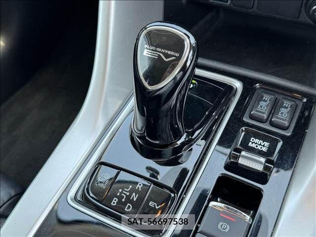 Mitsubishi ECLIPSE CROSS 2021-11 6814766-23