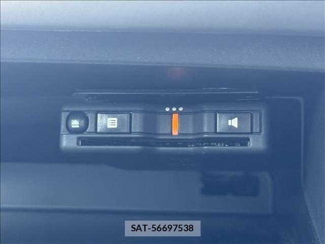 Mitsubishi ECLIPSE CROSS 2021-11 6814766-26