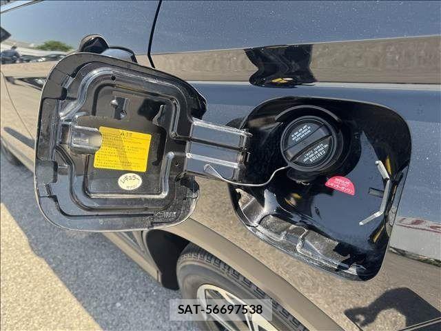 Mitsubishi ECLIPSE CROSS 2021-11 6814766-7