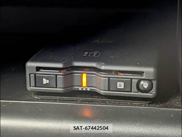 Mitsubishi ECLIPSE CROSS 2020-12 6814758-14