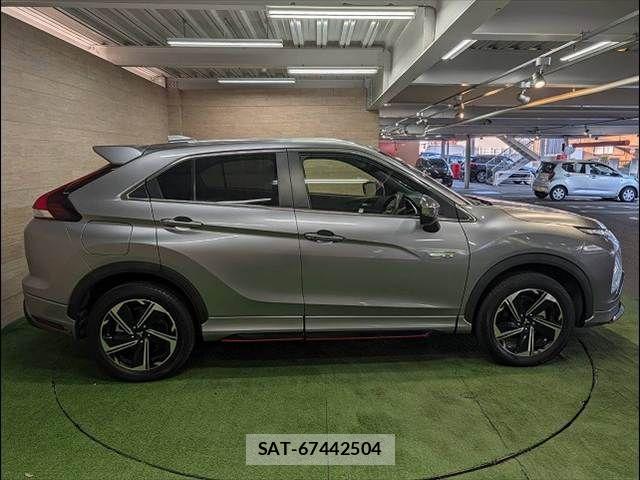 Mitsubishi ECLIPSE CROSS 2020-12 6814758-17