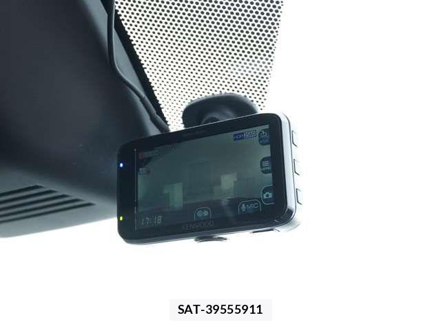 Mitsubishi ECLIPSE CROSS 2021-04 7058362-15